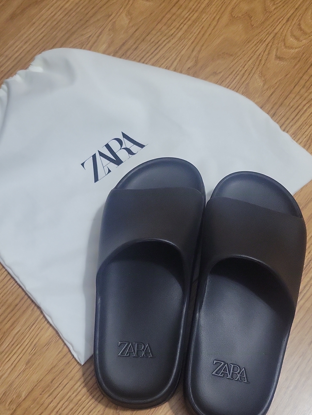 ZARA Black Women's Slide Sandals with Logo Footbed